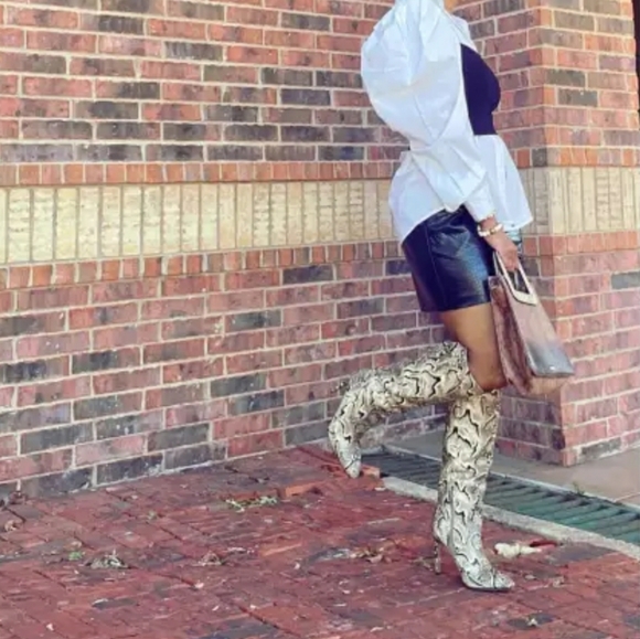 Fierce Vince Camuto Croc Embossed Leather Boots - Picture 9 of 12